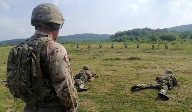 Slovenská armáda by mohla ukrajinským vojakom poskytovať základný výcvik