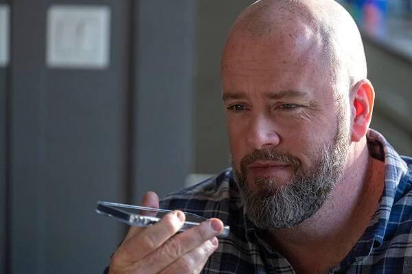 Chris Sullivan