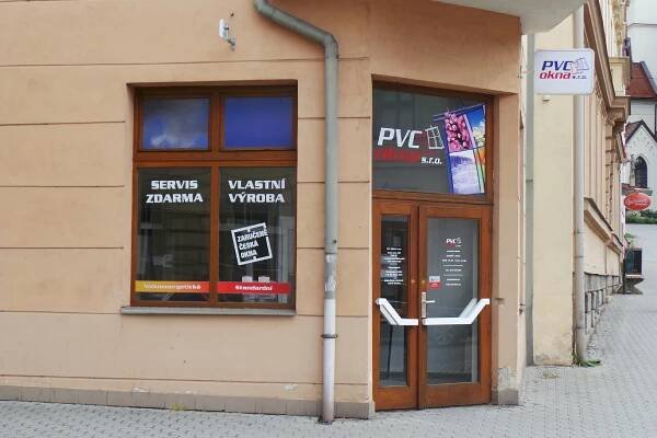 PVC OKNA s.r.o. - Plastová okna a dveře foto 1
