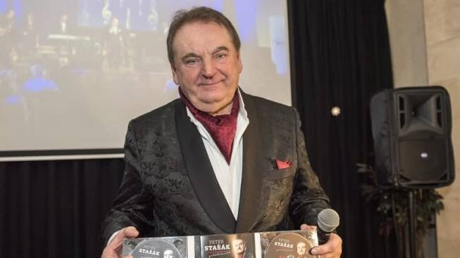 Slovenský zpěvák Peter Stašák
