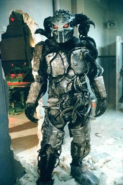 Buffy, přemožitelka upírů - Já robot, ty Jane (S01E08) (1997)