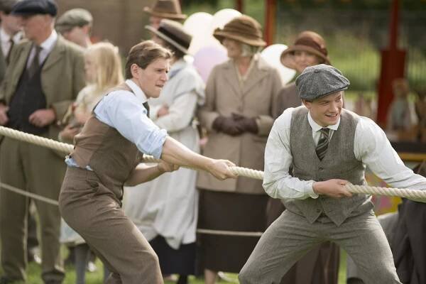 Allen Leech, Ed Speleers - Panství Downton - A Journey to the Highlands - Z filmu