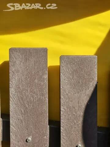 Plotovky plast 150 cm tříhranné