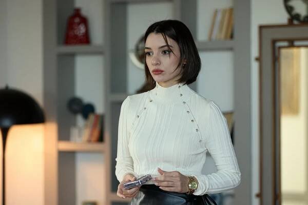 Damla Colbay - Sıfırıncı Gün - Episode 3 - Z filmu
