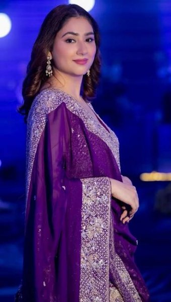10 times Disha Parmar wowed in elegant ethnics