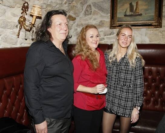 Linda Finková a Richard Genzer se pochlubili krásnou dcerou. Po mně má postavu, prsa po tatínkovi, vtipkovala pyšná máma