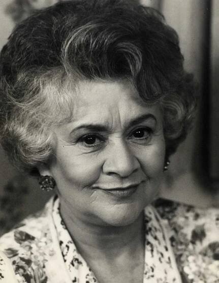 Dame Joan Plowright (1929-2025) - Find a Grave...