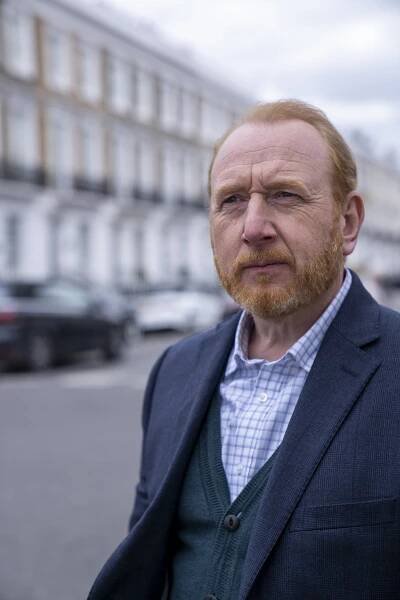 The Chelsea Detective - Mrs Romano - Z filmu - Adrian Scarborough