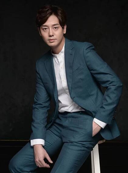 Kim Jae-Seung-1983-p1.jpg