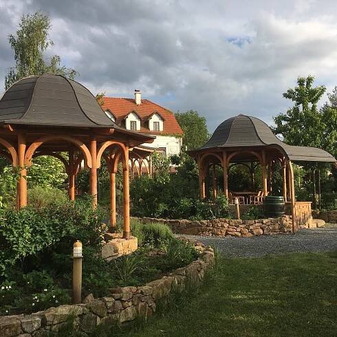 BABICCINA ZAHRADA & TERAPIE - Prices & Hotel Reviews (Průhonice, Czech Republic)