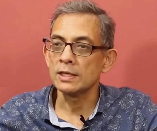 Abhijit Banerjee Biography - Facts, Childhood, Family Life & Achievements