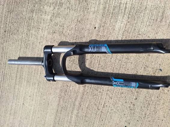Vzduchová vidlice SR Suntour XCR 32 (27,5 ́ ́)