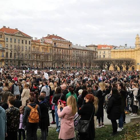 Croats protest against domestic violence
