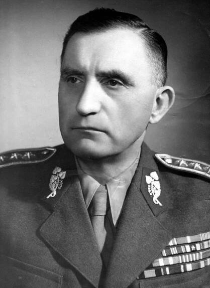 Šimon Drgáč v hodnosti armádního generála, r. 1949