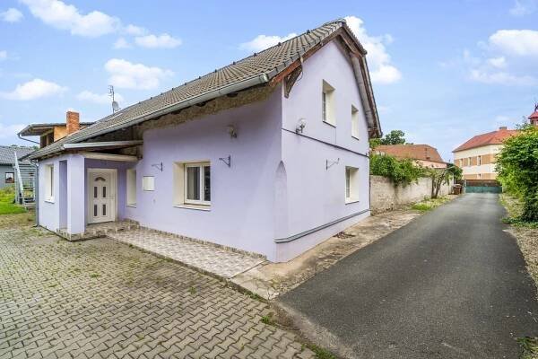 Prodej domu Velký Osek – Roman Kotek