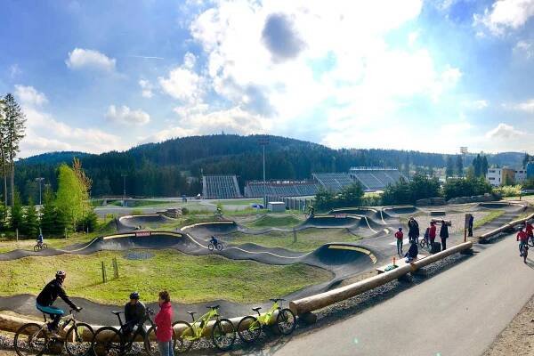 DIRTY PARKS foto 1