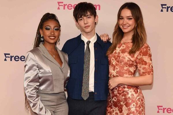 LEXI UNDERWOOD, GRIFFIN GLUCK, SADIE STANLEY