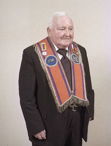 charles_freger_orange_order_2008_006