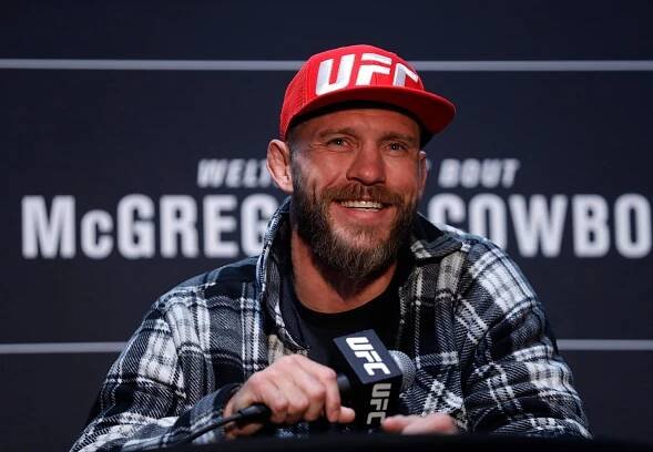 BUDE TO KNOCKOUT! Shodli se Conor McGregor a Donald Cerrone | TN.cz