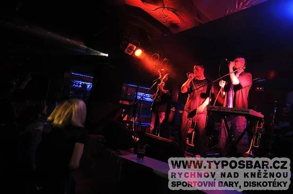 MUSIC CLUB TYPOS 10.5.2013 - WILD RAP NIGHT