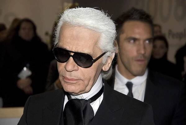 Soubor:Karl Lagerfeld Berlinale 2008.jpg – Wikipedie