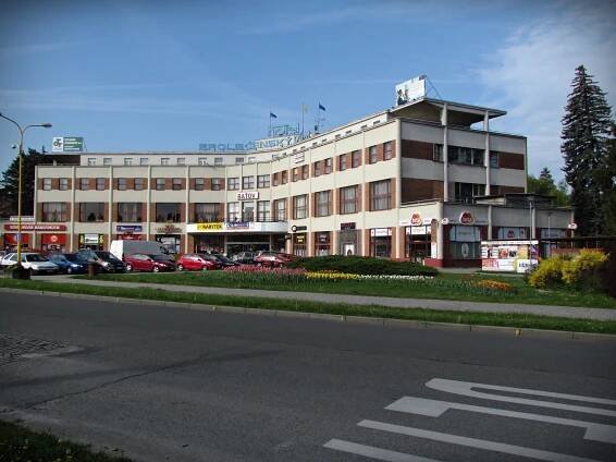 Otrokovice - Společenský dům - Dům, budova