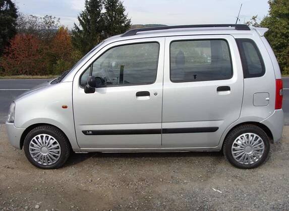 Prodej Suzuki - Wagon R 1.3i 4x4, Servisní kniha
