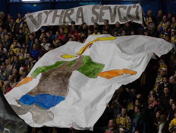 Začalo skutečné play off: Válečníci Sparty i potupený mistr