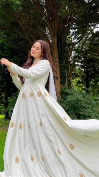 Indian saree to Pakistani Anarkali: Hania Aamir’s lookbook for Eid 2025