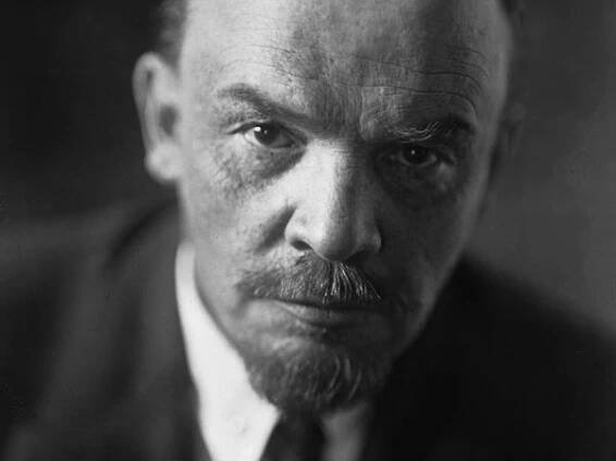 Vladimir Iljič Lenin - Médium.cz