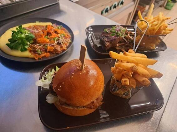CATERING - Restaurace Hungry BEAR