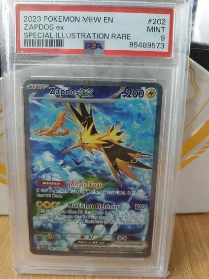 Zapdos ex (MEW 202) 151, ohodnocená PSA 9, Pokémon  - Zábava
