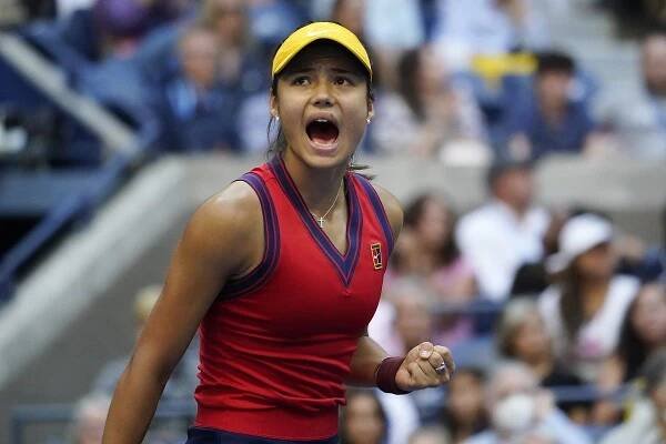 Emma Raducanuová, víťazka US Open 2021.