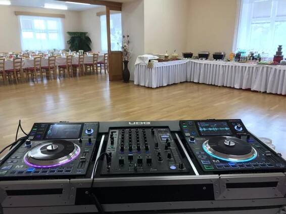 www.djnavasiparty.cz © Všechna práva vyhrazena.
