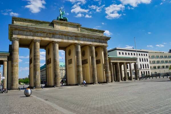 Brandenburg Gate – the sight in Berlin