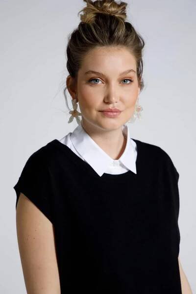 Halenkový límeček, knoflíková léga, jako spodní vrstva