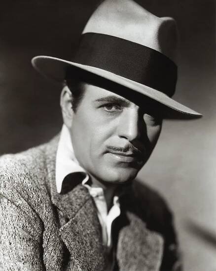 File:Warner Baxter promo.jpg