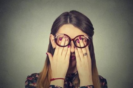 Oční potíže, které nesmíte přehlížet! Mohou signalizovat vážnější onemocnění