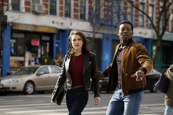 God Friended Me - Pilot - Z filmu - Violett Beane, Brandon Micheal Hall