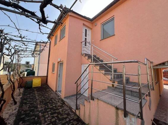 Dům s apartmány, Vir, Chorvatsko - Jadran Reality - prodej nemovitostí v Chorvatsku