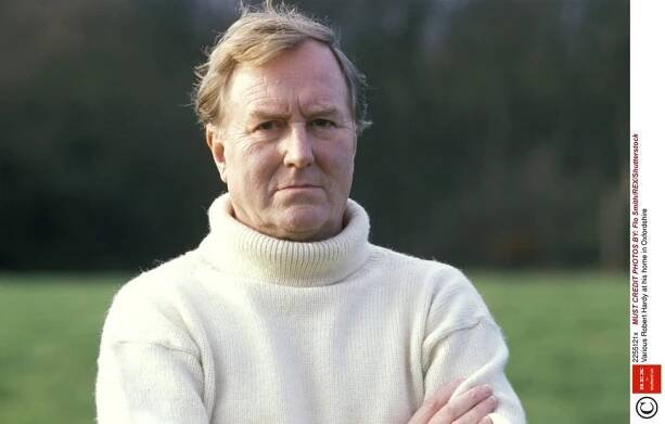 Zemřel Kornelius Popletal z Harryho Pottera! Robert Hardy se dožil 91 let