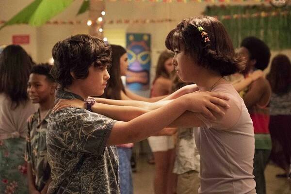 PEN15 - Dance - Z filmu - Maya Erskine