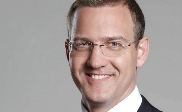Křetínský a Tkáč chtějí odkoupit část vydavatelství Mladá fronta. Včetně serveru E15.cz
