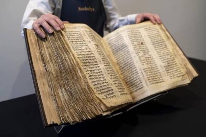V USA za 38 milionů dolarů vydražili nejstarší hebrejskou bibli
