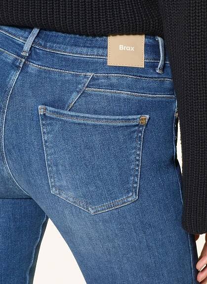 BRAX Bootcut džíny ANA s galonovými pruhy: 27 USED LIGH BLUE