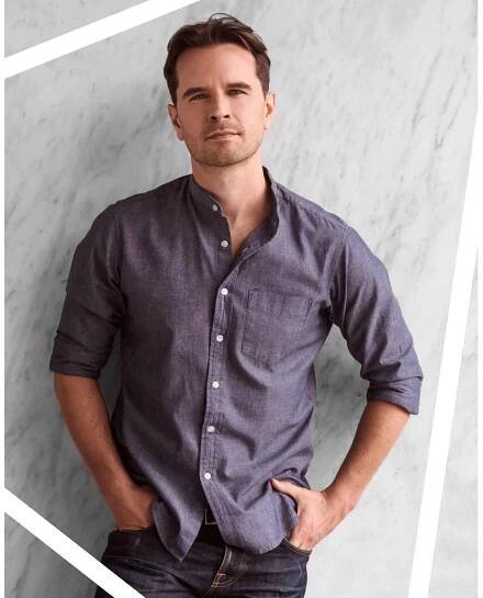 Graham Wardle in a Gray Tone Photoshoot Wallpaper