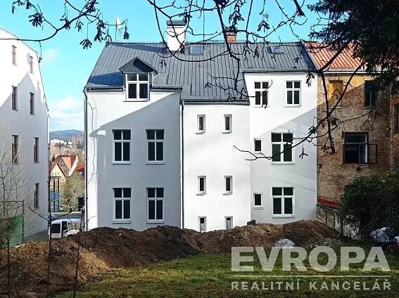 Prodej kompletně zrekonstruovaného bytu 4+kk v Jablonci nad Nisou ul. Saskova - EVROPA realitní kancelář