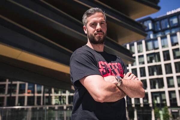 Třaskavý přestup. Z Pardubic přestupuje do Sparty útočník Hyka