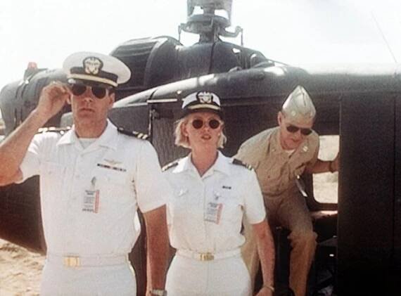 JAG - Chyba pilota - Z filmu - David James Elliott, Tracey Needham