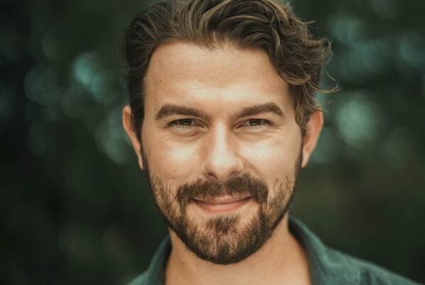 Richard Autner prináša Odpovede na svojom zimnom turné naprieč Slovenskom